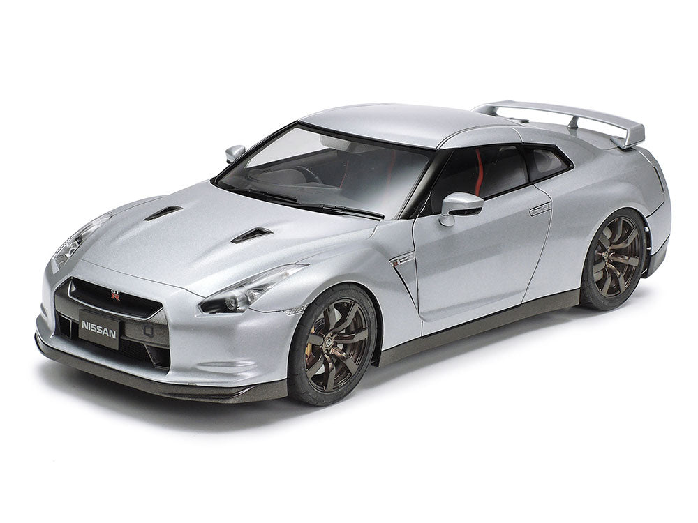 Tamiya Nissan Skyline GT-R - R35 (1:24)