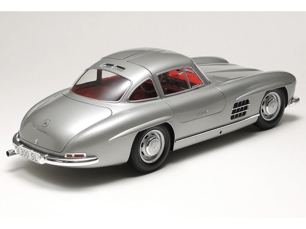 Tamiya Mercedes-Benz 300SL (1:24)