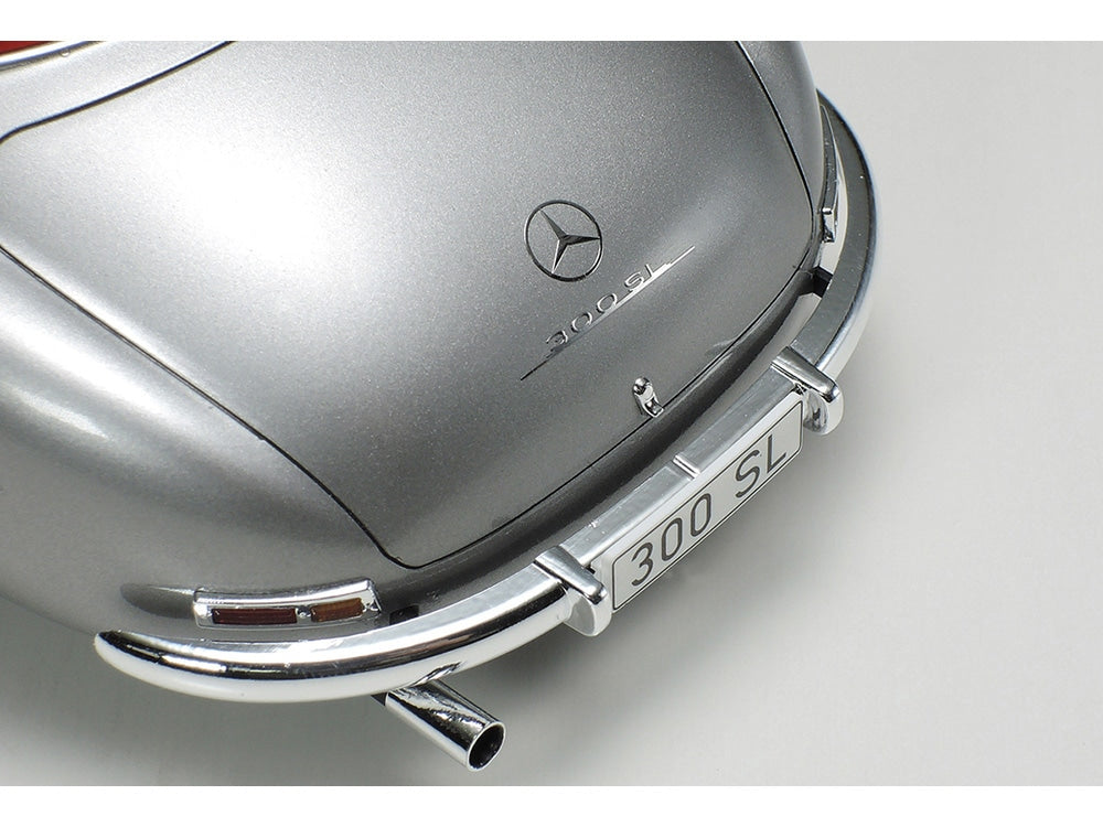 Tamiya Mercedes-Benz 300SL (1:24)