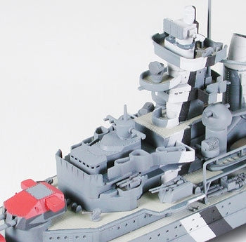 Tamiya German Heavy Cruiser Prinz Eugen (1:700)