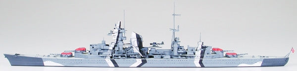 Tamiya German Heavy Cruiser Prinz Eugen (1:700)