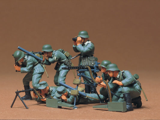 Tamiya Military Miniatures German Machine Gun Troops (Infantry) (1:35)