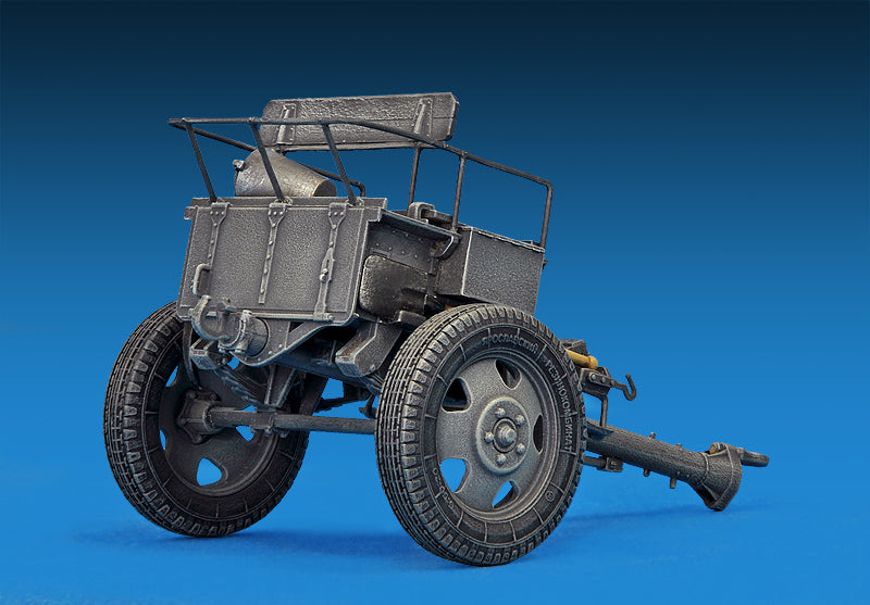 MiniArt German Artillery Tractor T-70(r) & 7.62cm Gun FK288(r) (1:35)