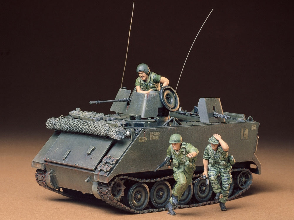 Tamiya U.S. M113 Armored Cavalry Assault Vehicle (ACAV) (1:35)
