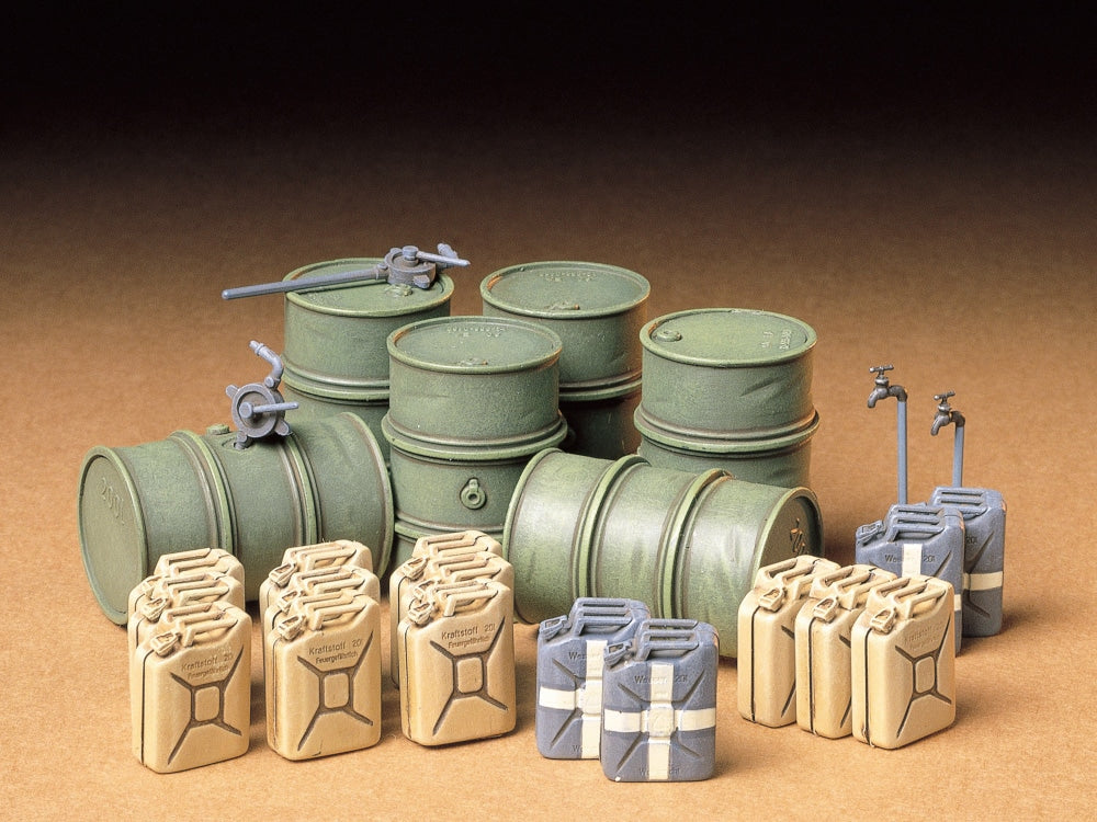 Tamiya Military Miniatures German Fuel Drum Set (1:35)