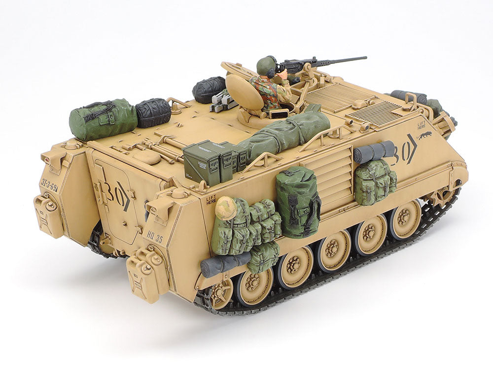 Tamiya U.S. M113A2 Armored Personnel Carrier Desert Version (1:35)