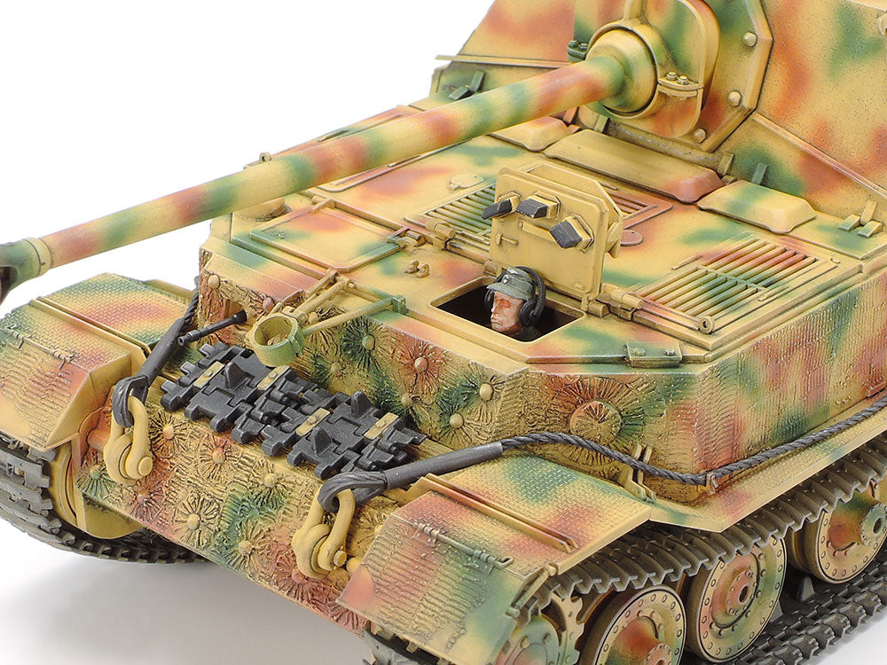 Tamiya Sd.Kfz.184 Schwerer Jagdpanzer "Elefant" German Heavy Tank Destroyer (1:35)