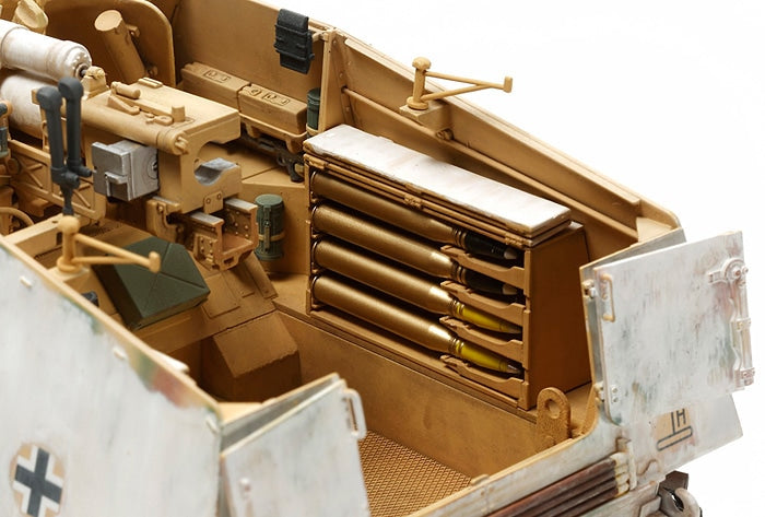 Tamiya German Self-Propelled Heavy Anti-Tank Gun Nashorn (1:35)