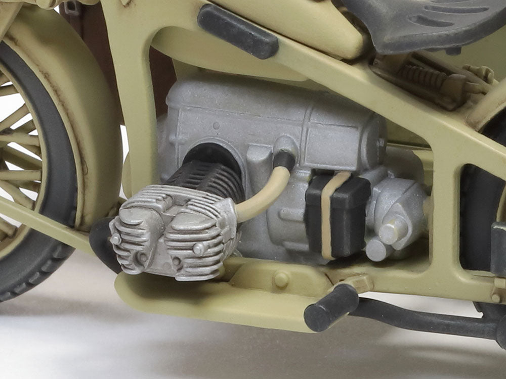 Tamiya KS600 Motorcycle & Sidecar (1:35)