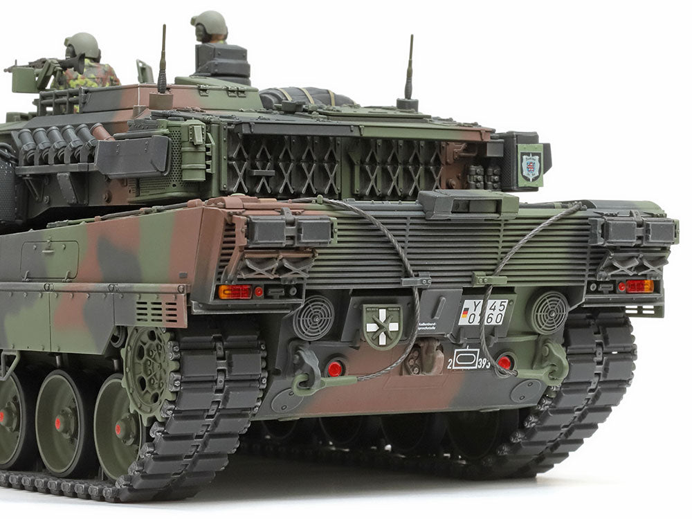 Tamiya German Main Battle Tank Leopard 2 A7V (1:35)