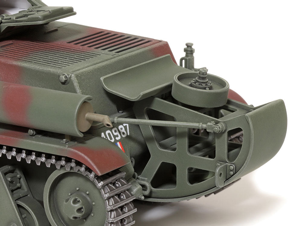 Tamiya French Light Tank H39 Pz.Kpfw.38H 735(f) (1:35)