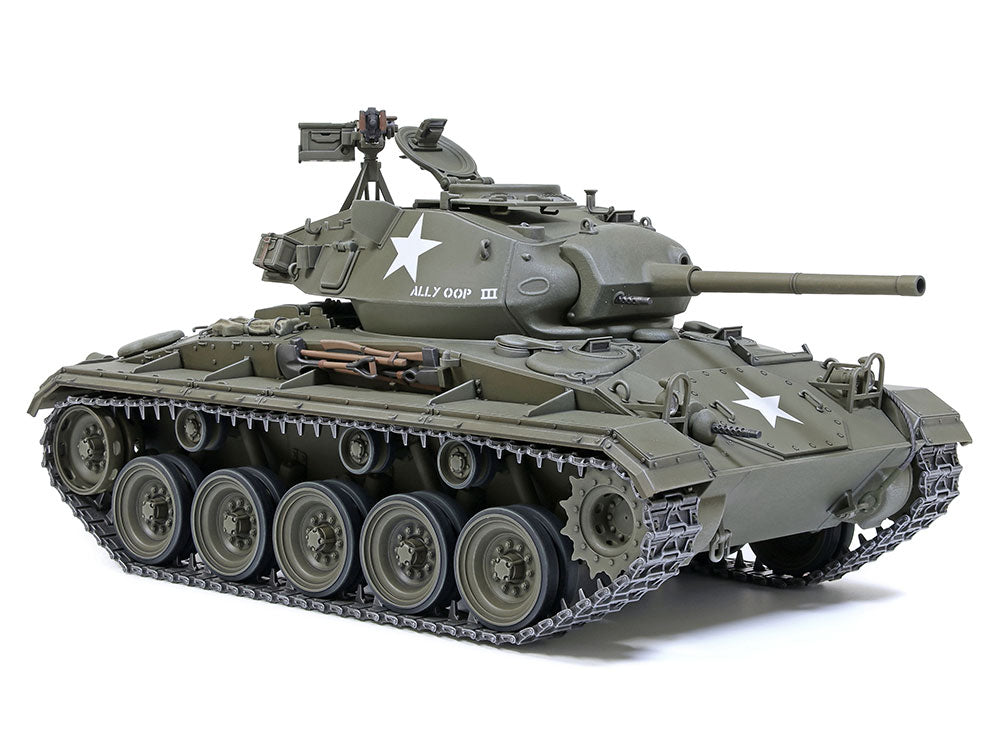 Tamiya U.S. Light Tank M24 Chaffee European Theater (1:35)