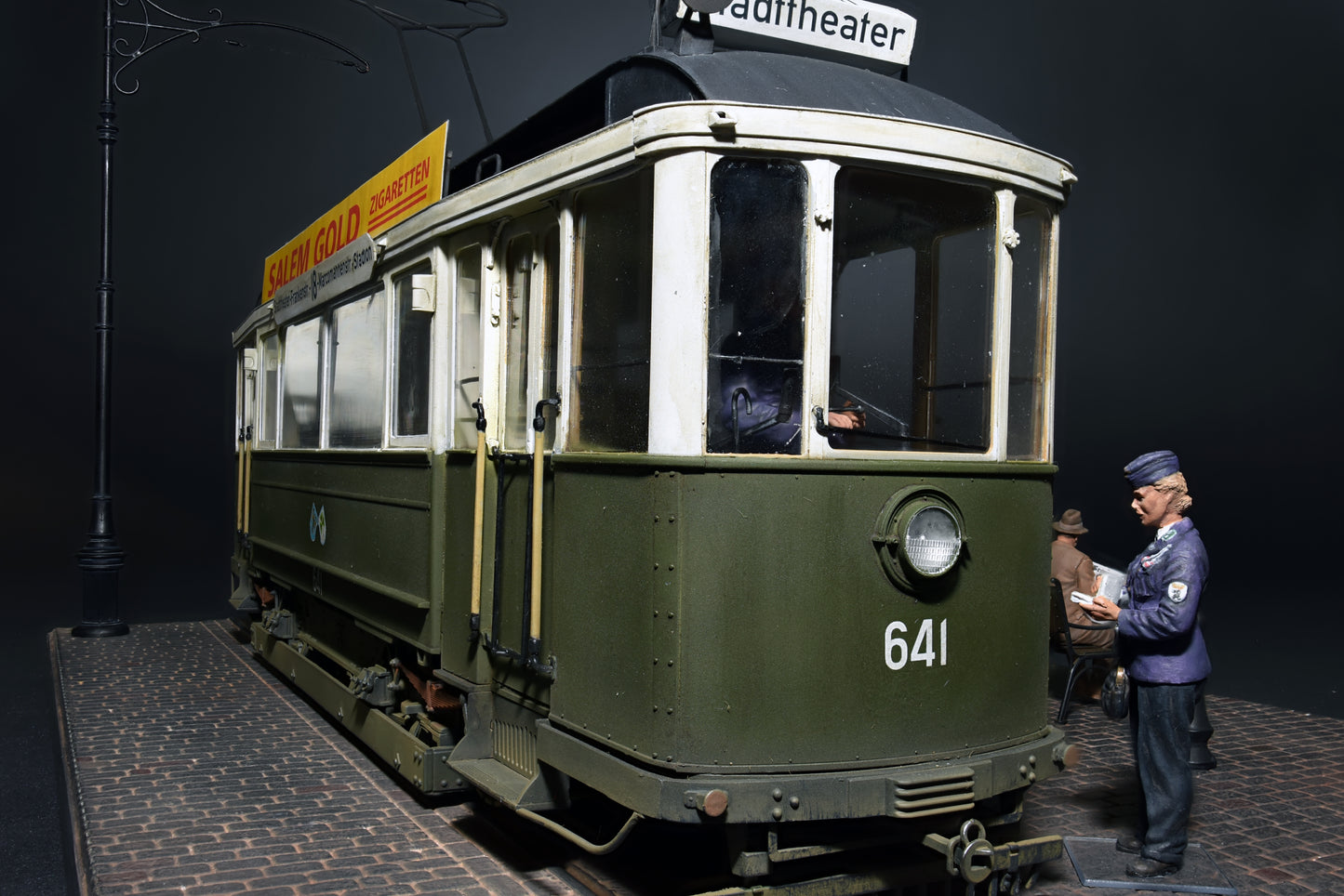 MiniArt European Tramcar with Crew & Passengers (1:35)