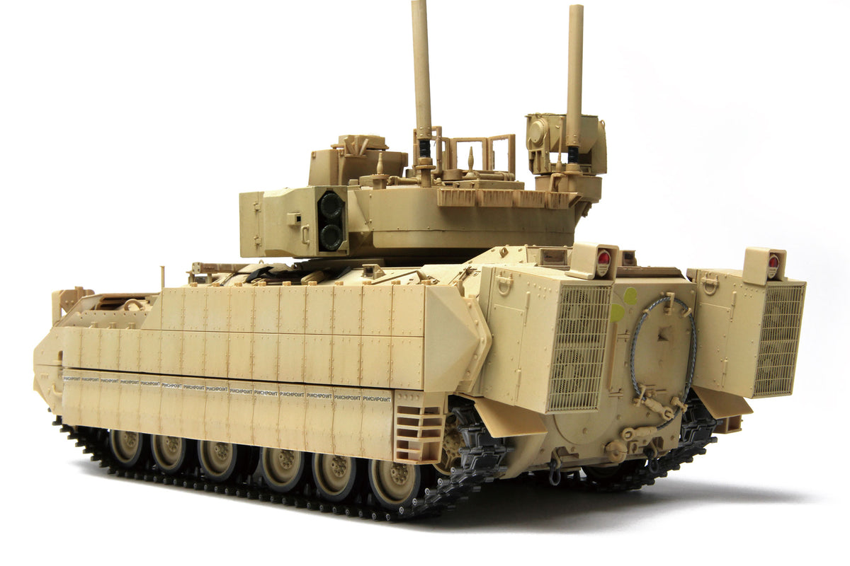 Meng Model U.S. Infantry Fighting Vehicle M2A3 Bradley with BUSK III (1:35)