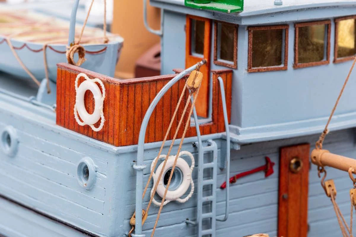 Billing Boats RCMP Arctic Patrolboat St. Roch (1:72)