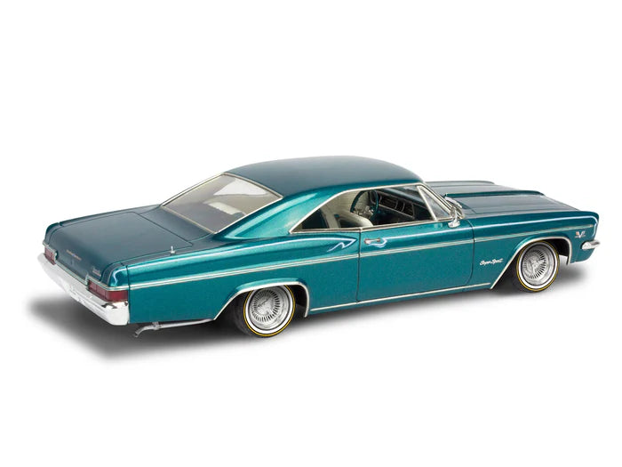 Revell 1966 Chevrolet Impala SS 396 (1:25)