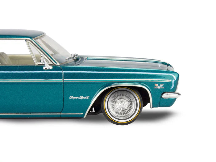 Revell 1966 Chevrolet Impala SS 396 (1:25)