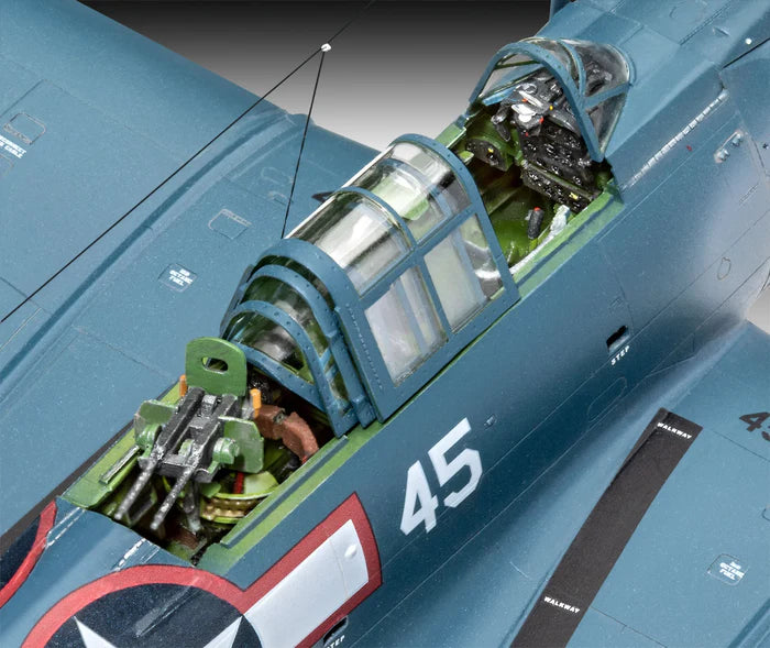 Revell SBD-5 Dauntless (1:48)