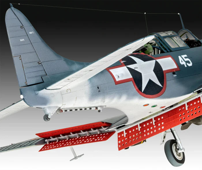 Revell SBD-5 Dauntless (1:48)