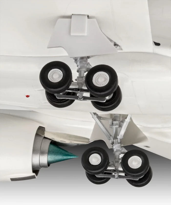 Revell Lufthansa New Livery Airbus A350-900 (1:144)