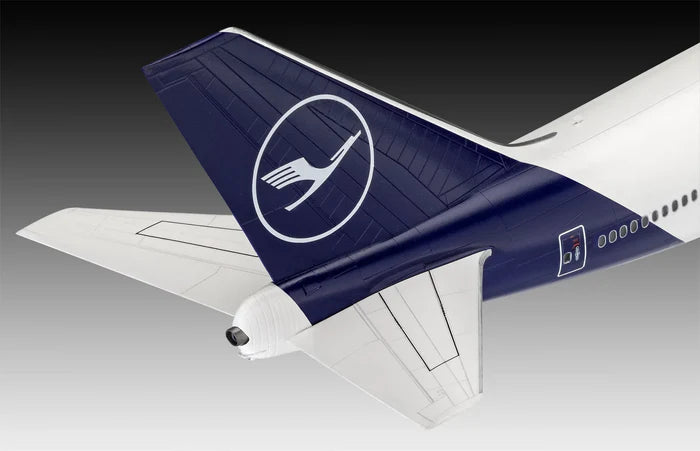 Revell Lufthansa (New Livery) Boeing 747-8 (1:144)