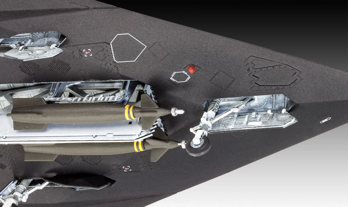 Revell Lockheed Martin F-117A Nighthawk (1:72)