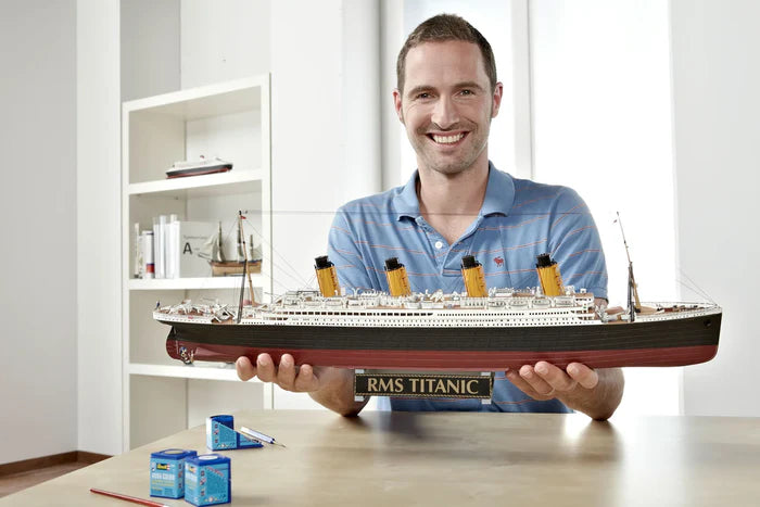 Revell R.M.S. Titanic 100th Anniversary Edition (1:400)