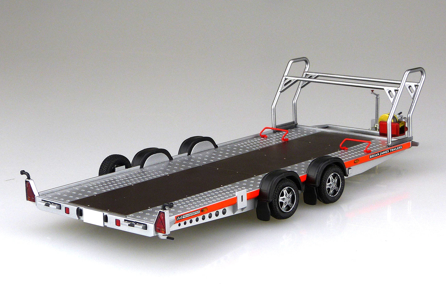 Aoshima Brian James Trailers A4 Transporter (1:24)
