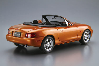 Aoshima 1999 Mazda NB8C Roadster (1:24)