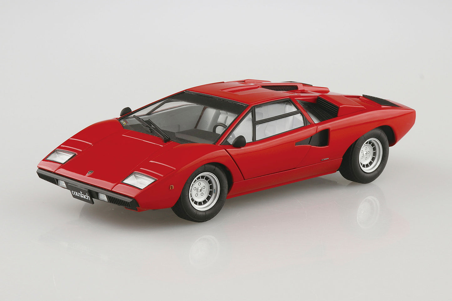 Aoshima 1974 Lamborghini Countach LP400 (1:24)