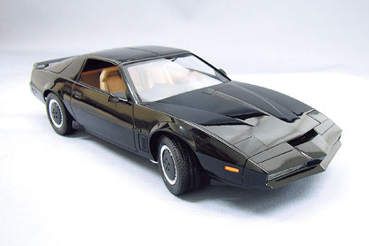 Aoshima Knight Rider Season One K.I.T.T. (1:24)