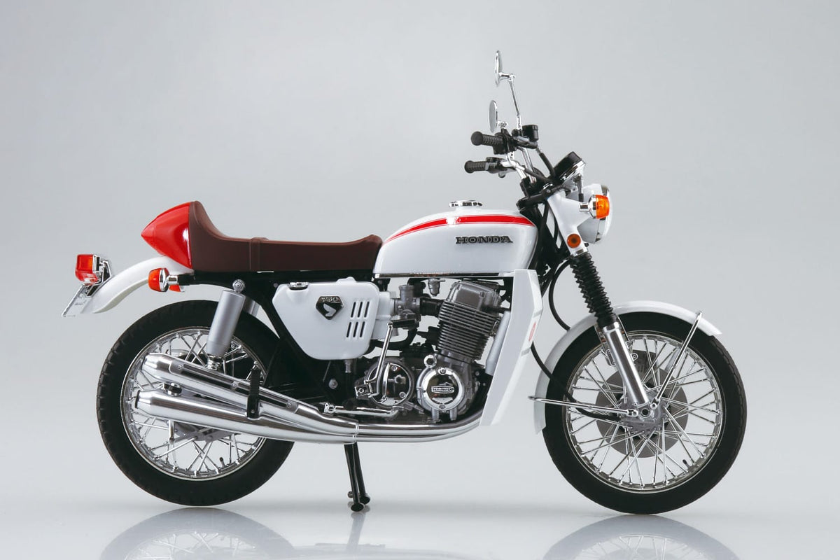 Aoshima Wild-7 Hiba's Honda CB750 Four (1:12)