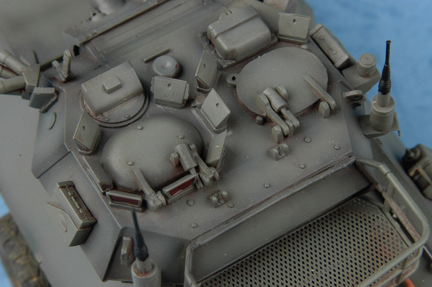 Trumpeter Canadian AVGP Cougar (Improved Version) (1:35)