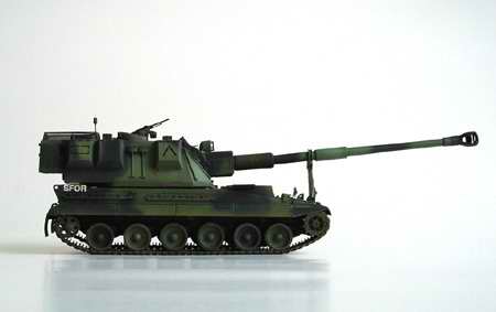 Trumpeter British 155mm AS-90 Self-Propelled Howitzer (1:35)