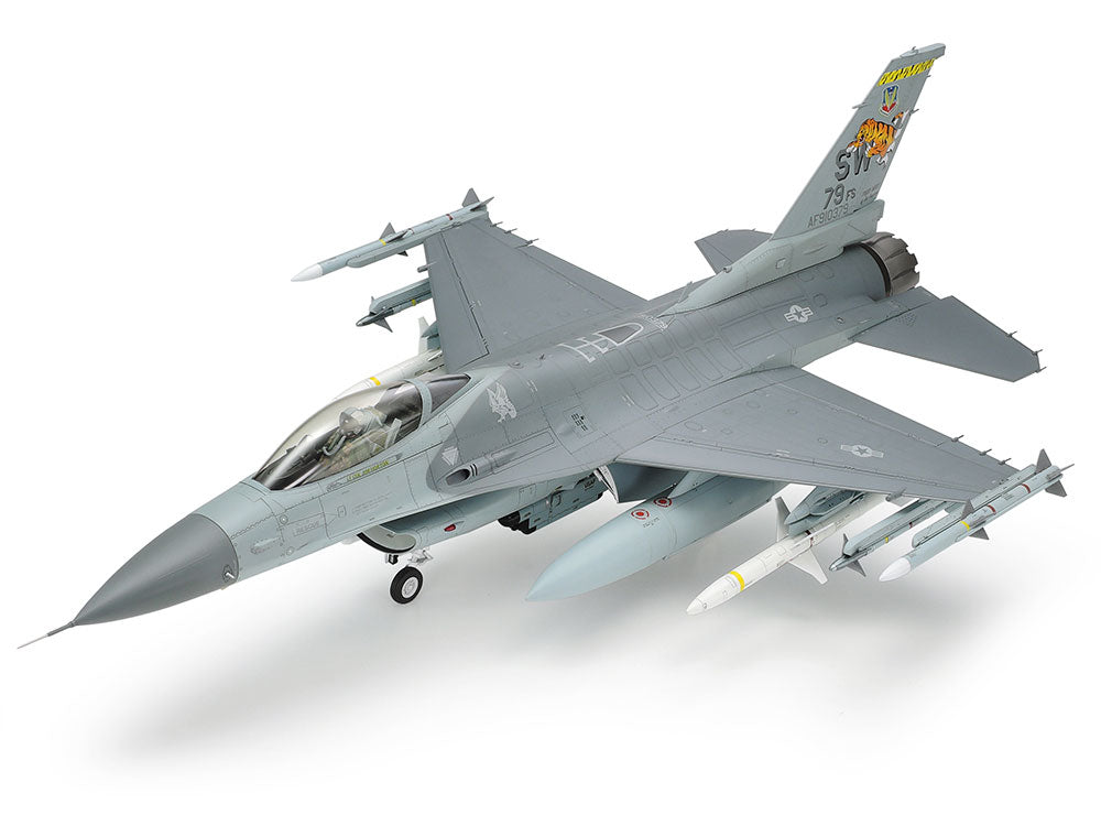 Tamiya Lockheed Martin F16CJ (Block 50) Fighting Falcon (1:32)