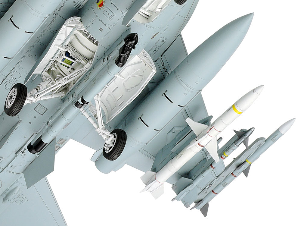 Tamiya Lockheed Martin F16CJ (Block 50) Fighting Falcon (1:32)