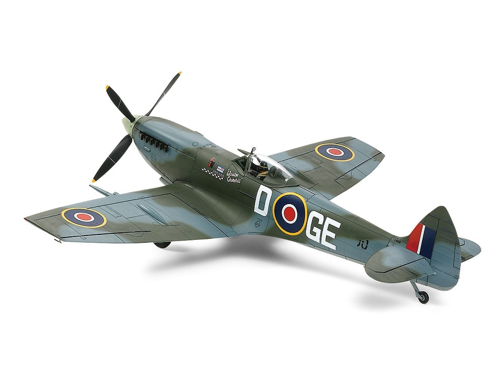 Tamiya Supermarine Spitfire Mk.XVIe (1:32)