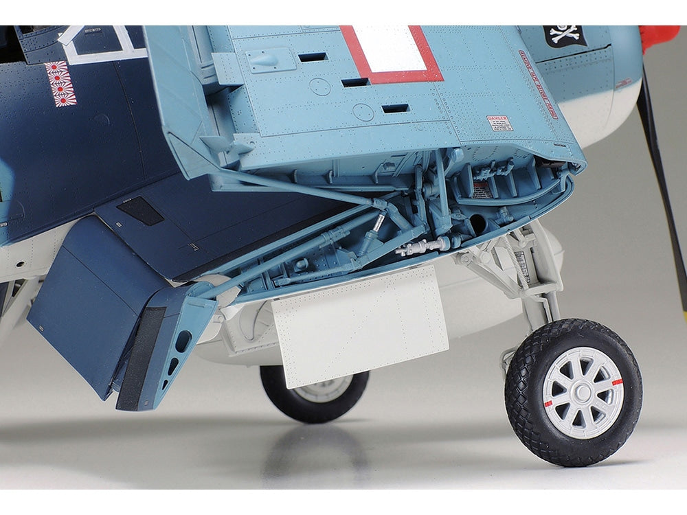 Tamiya Vought F4U-1A Corsair (1:32)