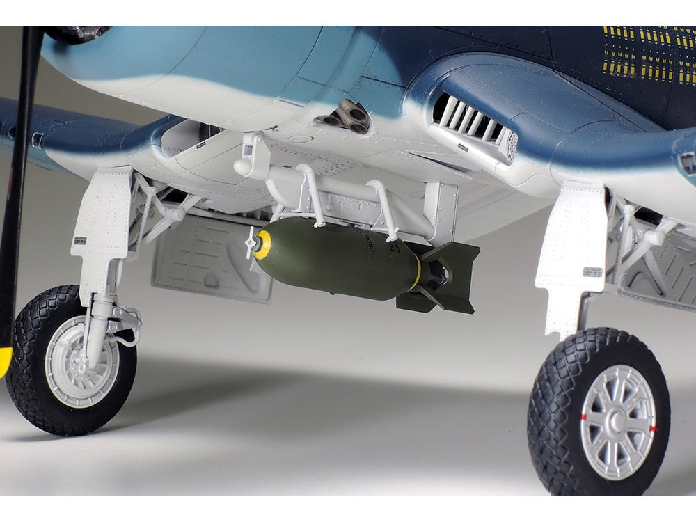 Tamiya Vought F4U-1A Corsair (1:32)
