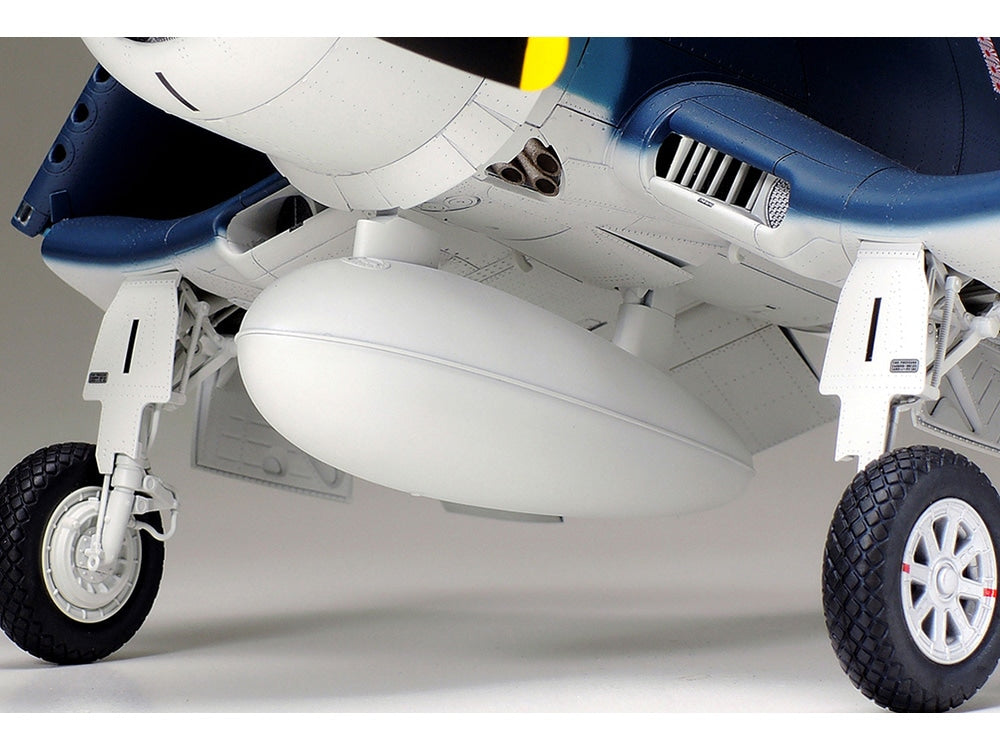 Tamiya Vought F4U-1A Corsair (1:32)