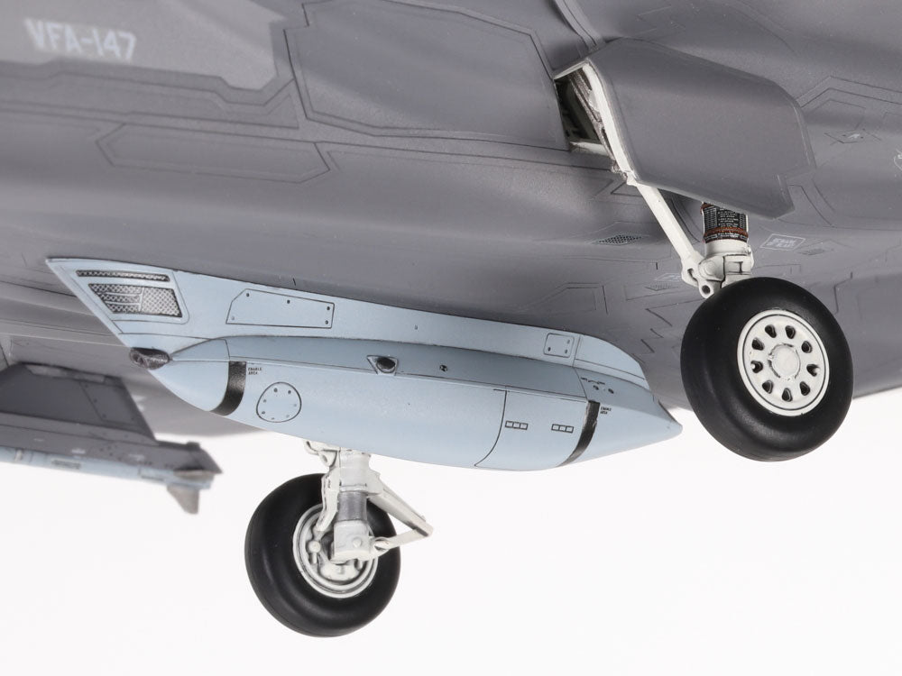 Tamiya Lockheed Martin F-35C Lightning II (1:72)