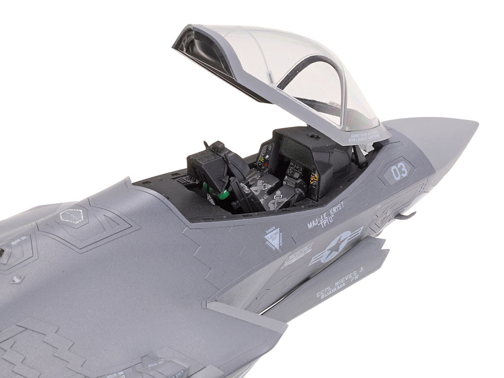 Tamiya Lockheed Martin F-35C Lightning II (1:72)