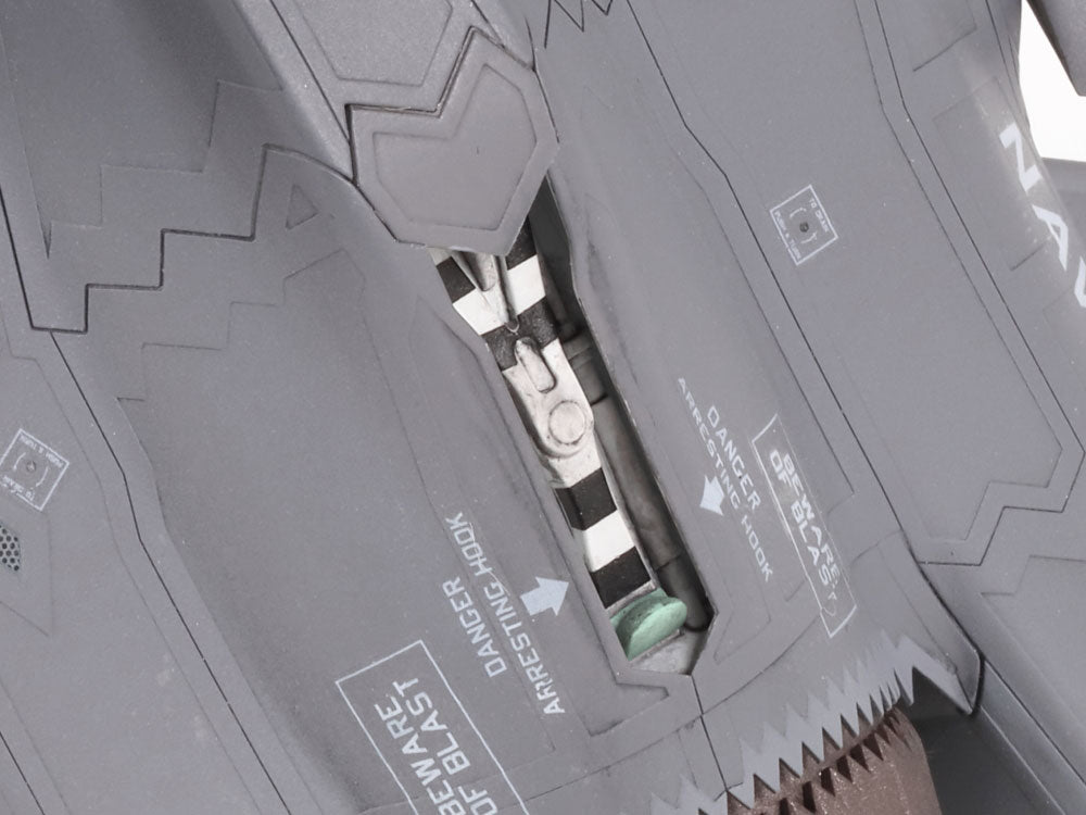 Tamiya Lockheed Martin F-35C Lightning II (1:72)