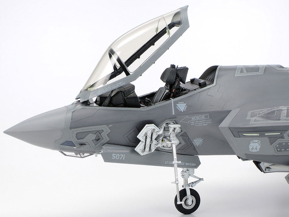 Tamiya Lockheed Martin F-35A Lightning II (1:48)