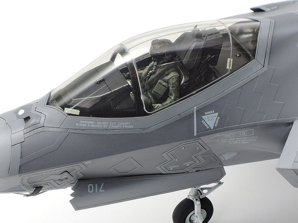 Tamiya Lockheed Martin F-35A Lightning II (1:48)