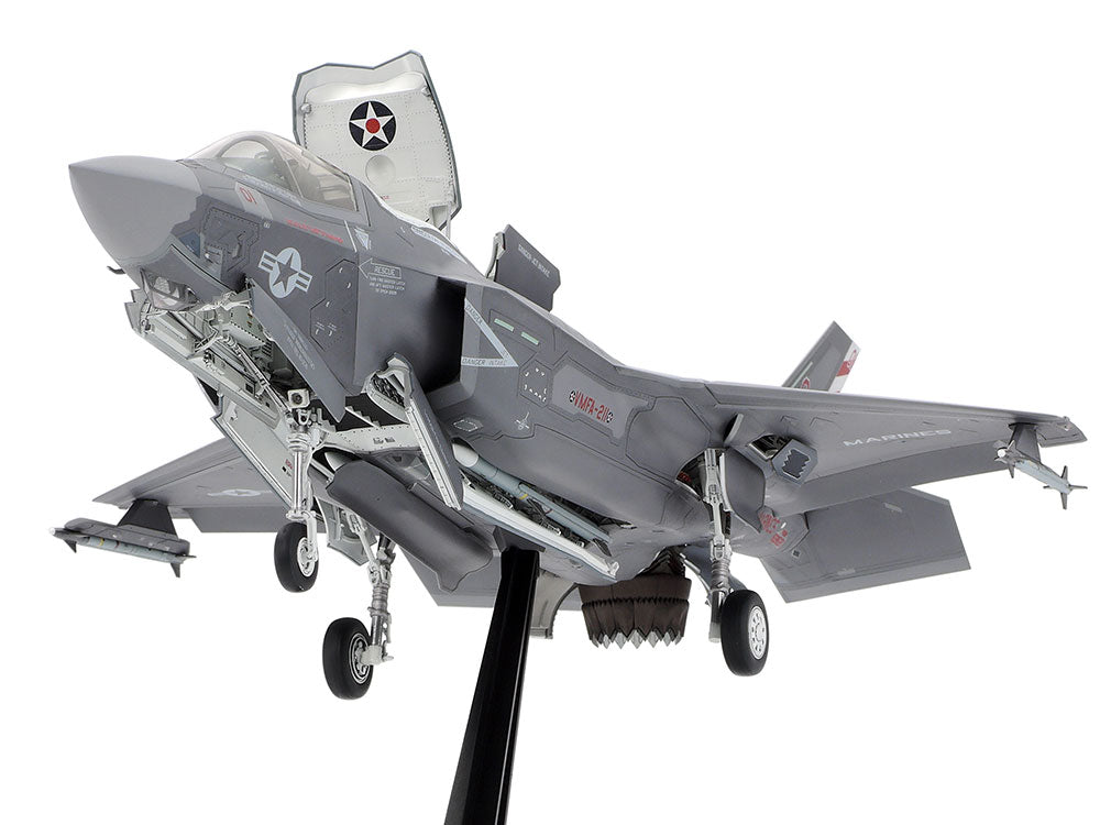 Tamiya Lockheed Martin F-35B Lightning II (1:48)