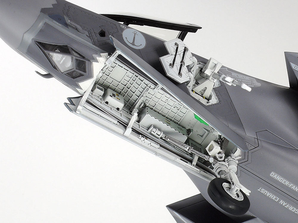 Tamiya Lockheed Martin F-35B Lightning II (1:48)