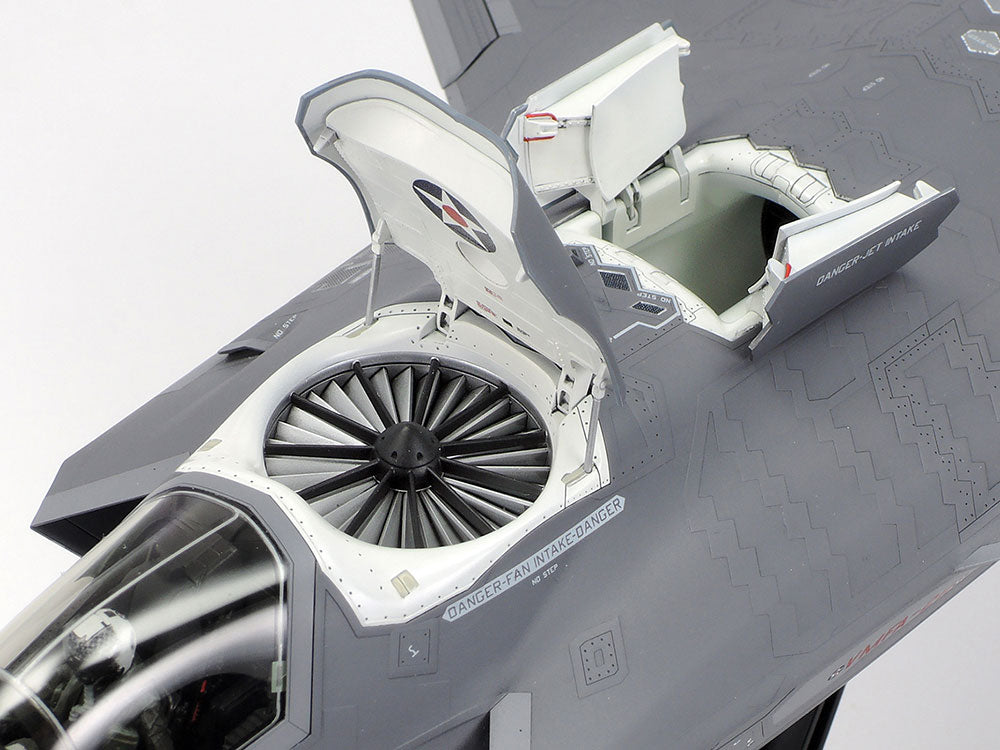 Tamiya Lockheed Martin F-35B Lightning II (1:48)