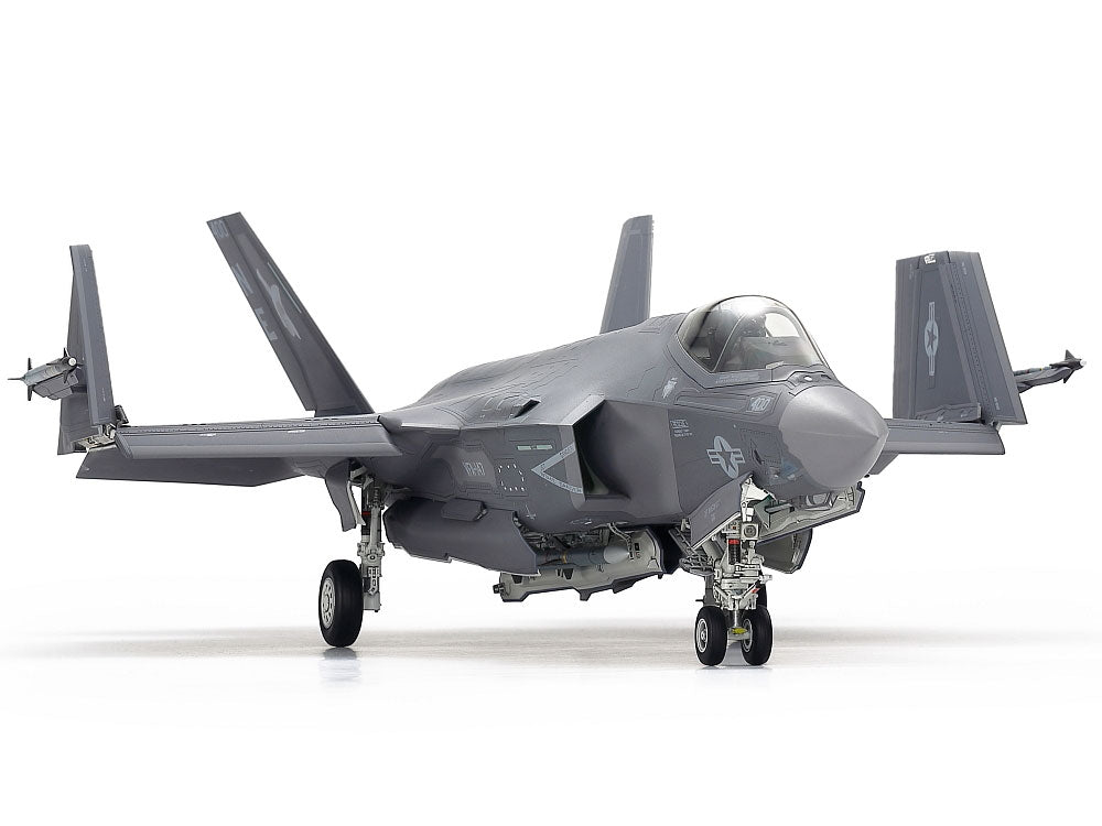 Tamiya Lockheed Martin F-35C Lightning II (1:48)