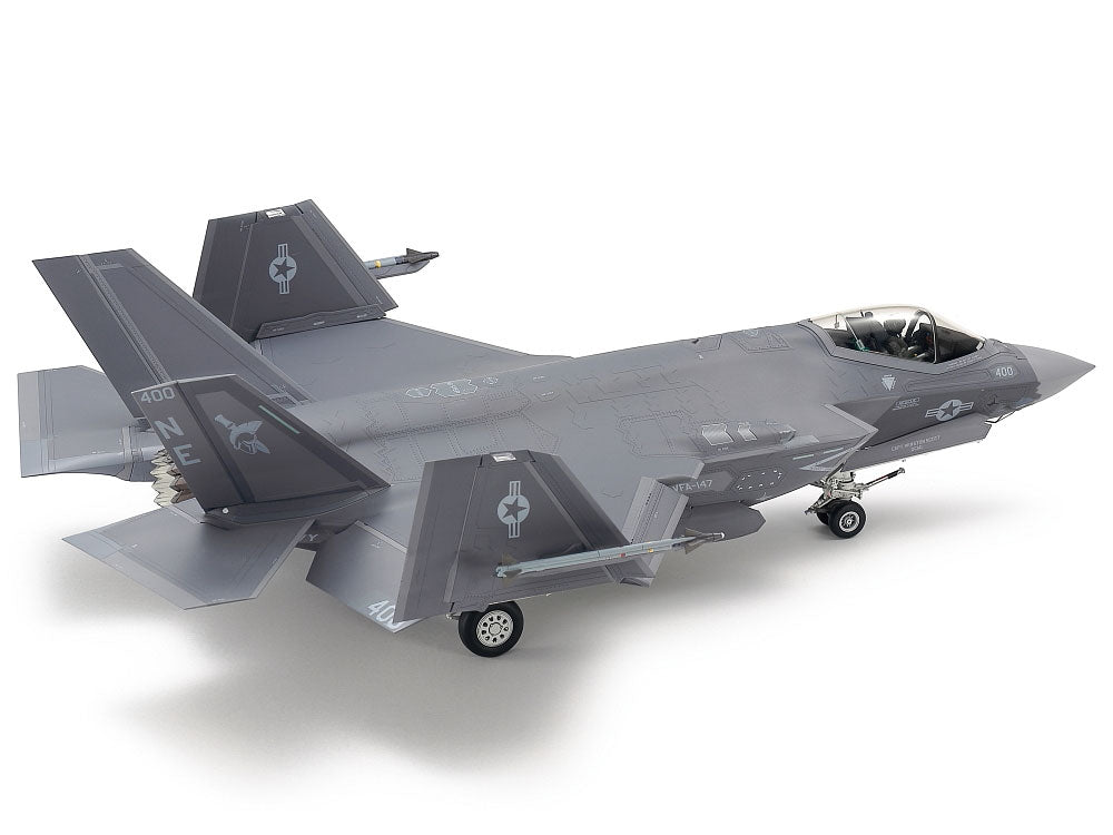 Tamiya Lockheed Martin F-35C Lightning II (1:48)